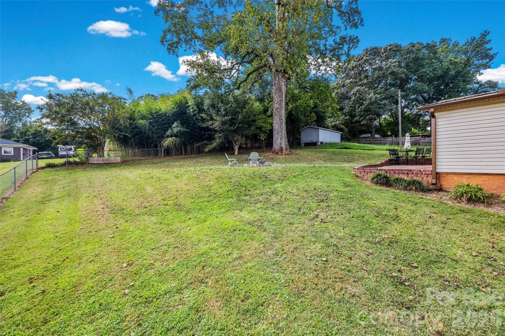 2435 Lewiston Drive Gastonia, NC 28054