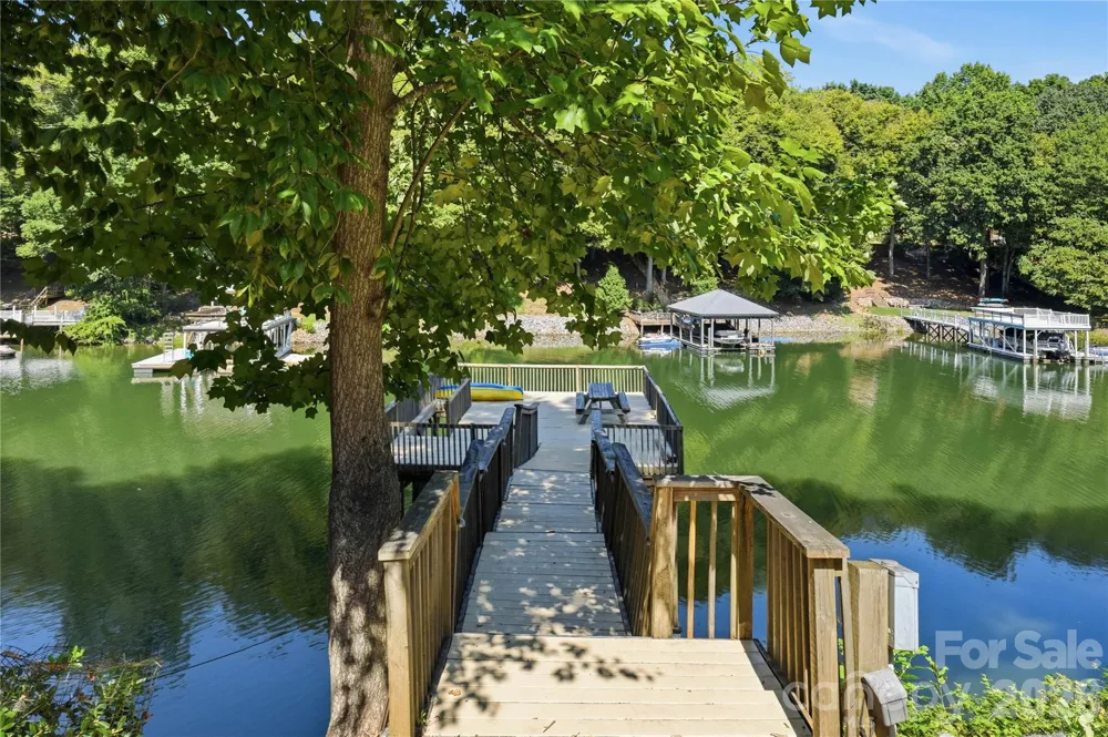 292 Clark Cove Road Statesville, NC 28677