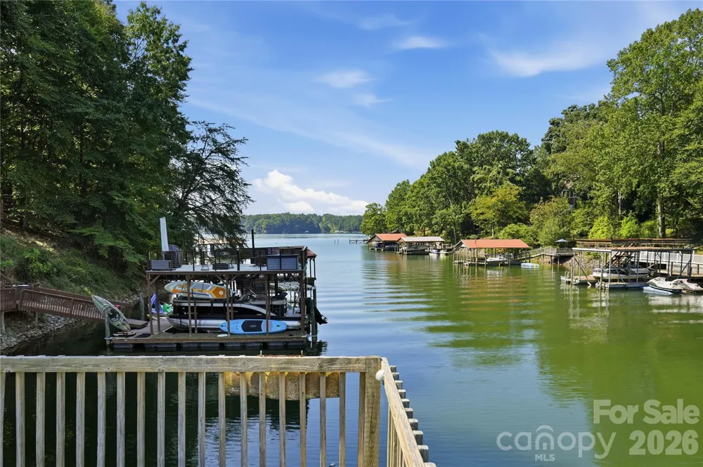 292 Clark Cove Road Statesville, NC 28677