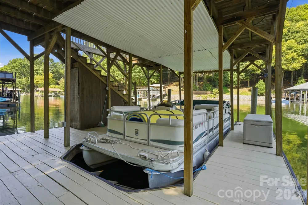 292 Clark Cove Road Statesville, NC 28677
