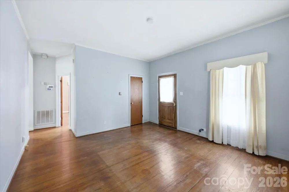 8512 Colgate Circle Charlotte, NC 28214
