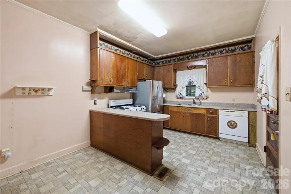 8512 Colgate Circle Charlotte, NC 28214