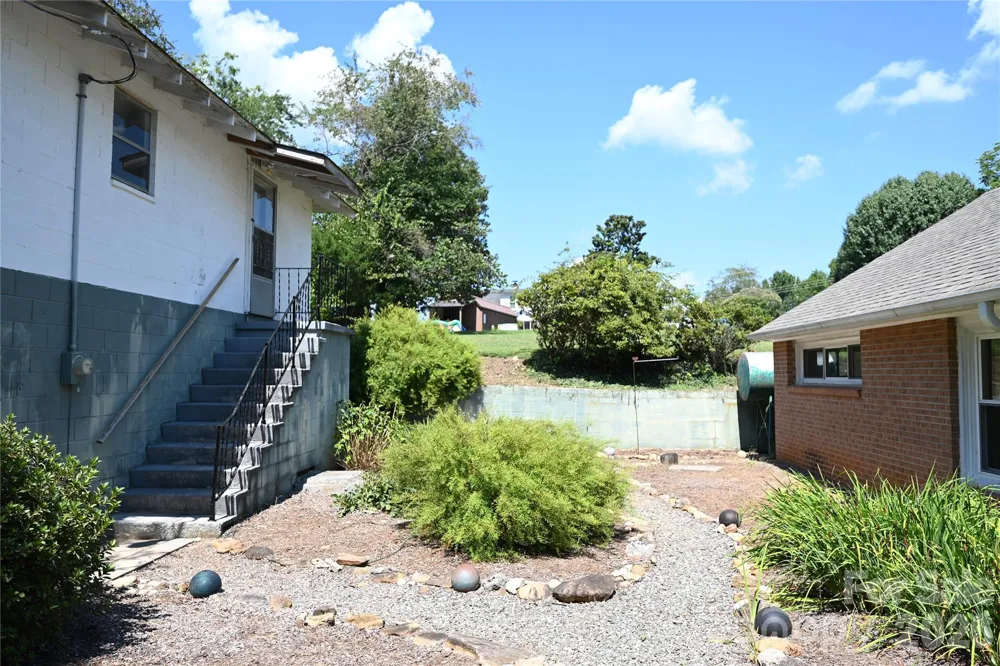 105 Owens Avenue NE Drexel, NC 28690