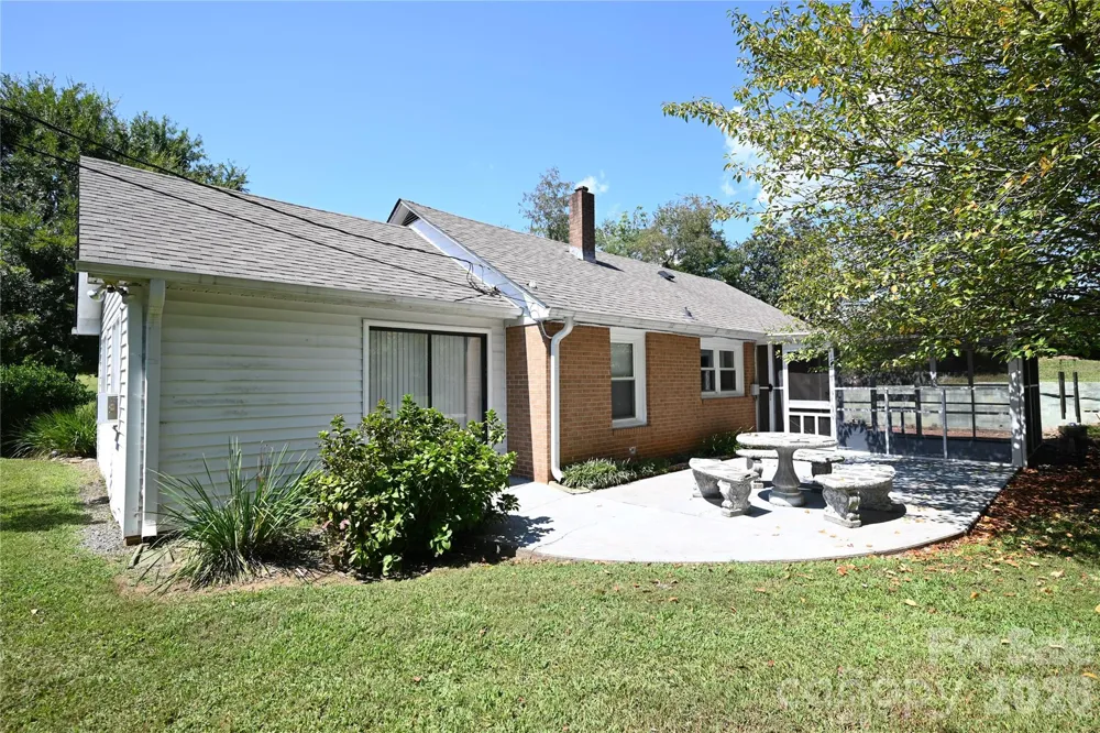 105 Owens Avenue NE Drexel, NC 28690
