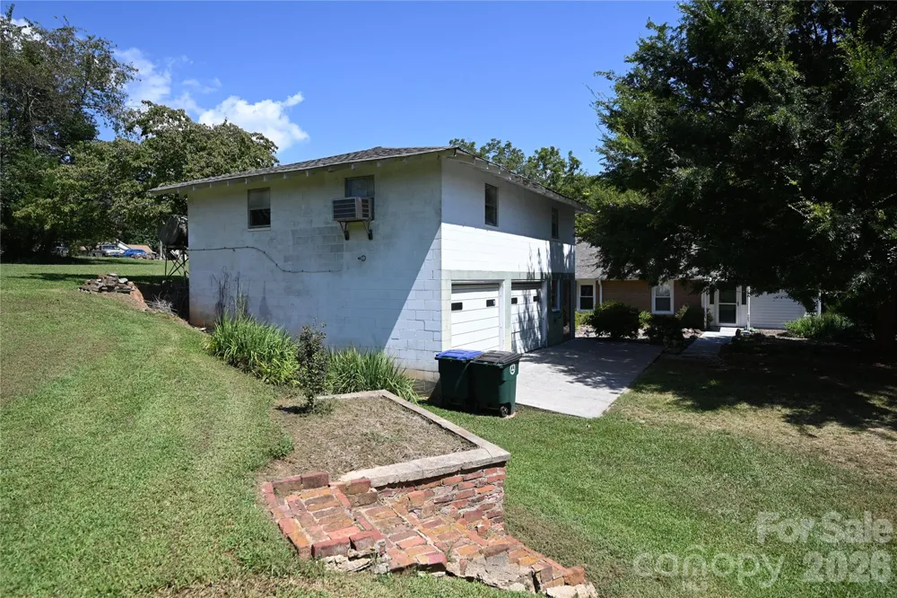 105 Owens Avenue NE Drexel, NC 28690