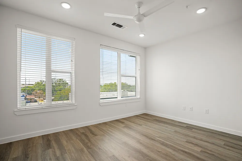 6324 Lamar Boulevard #317 Austin, TX 78752
