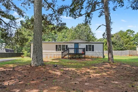 915 Steele Drive