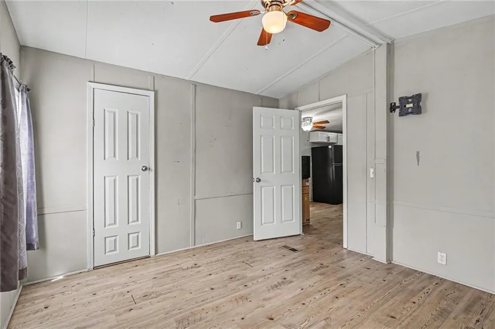 915 Steele Drive Hampton, GA 30228