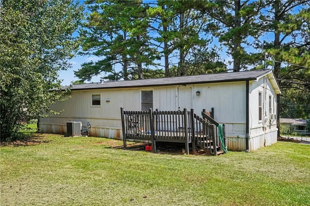 915 Steele Drive Hampton, GA 30228