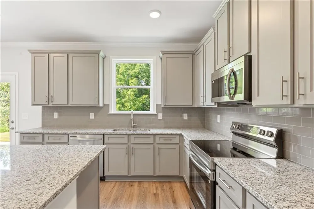 7376 ROCKLIN LANE Flowery Branch, GA 30542