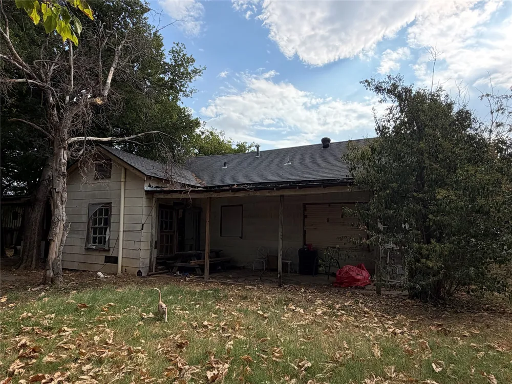 107 S Connellee Avenue Eastland, TX 76448