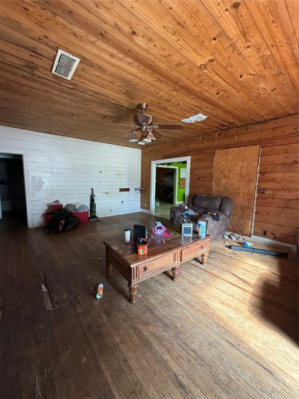 107 S Connellee Avenue Eastland, TX 76448