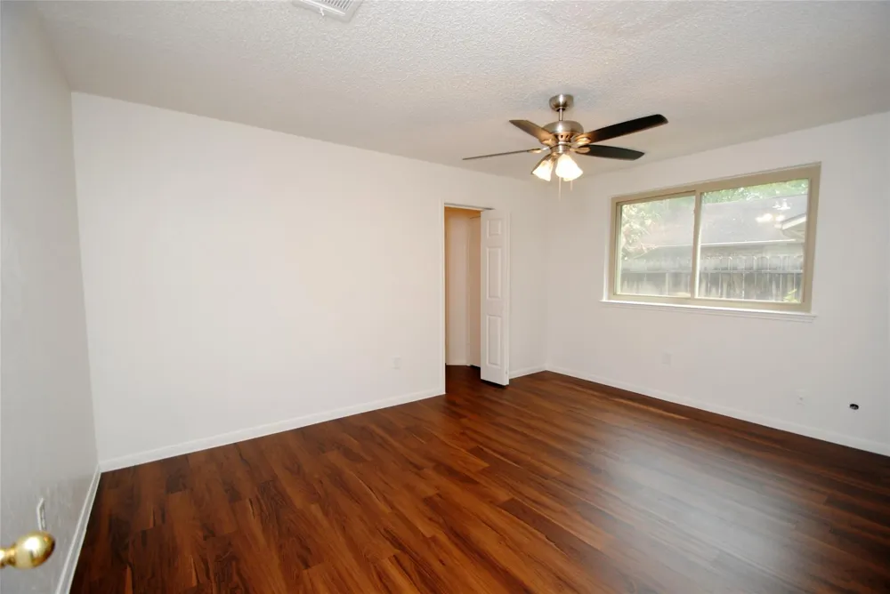 2127 Whiteback Drive Houston, TX 77084