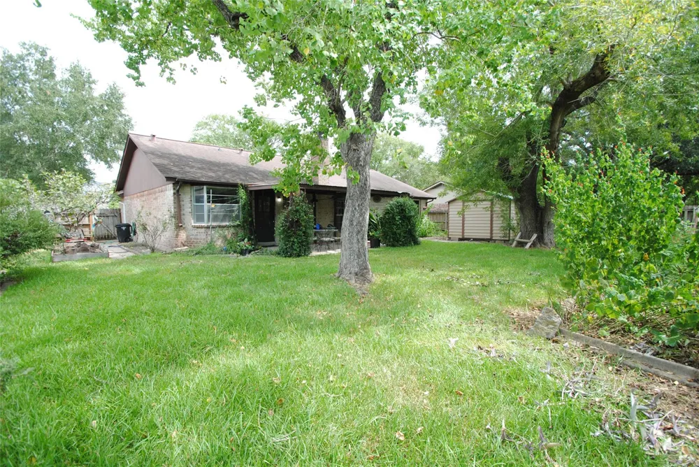 2127 Whiteback Drive Houston, TX 77084