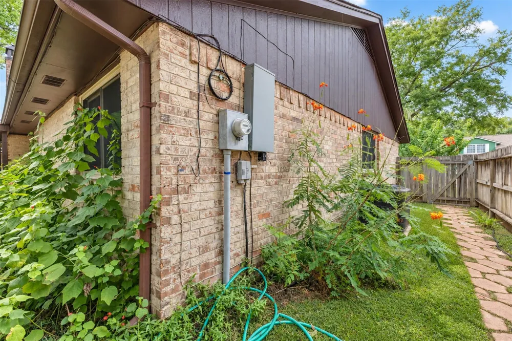 2127 Whiteback Drive Houston, TX 77084