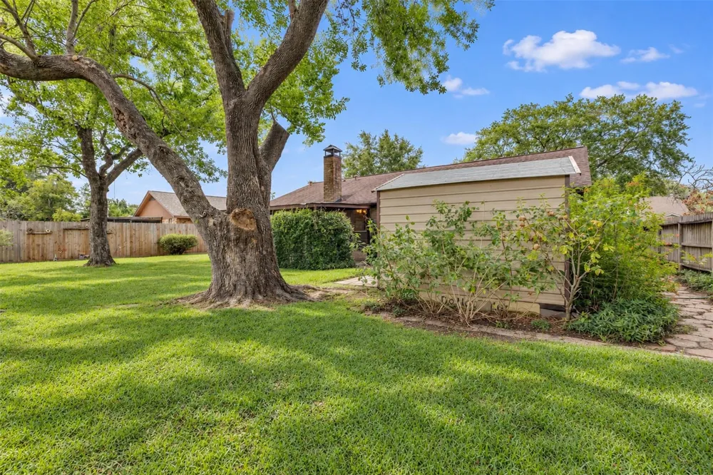 2127 Whiteback Drive Houston, TX 77084