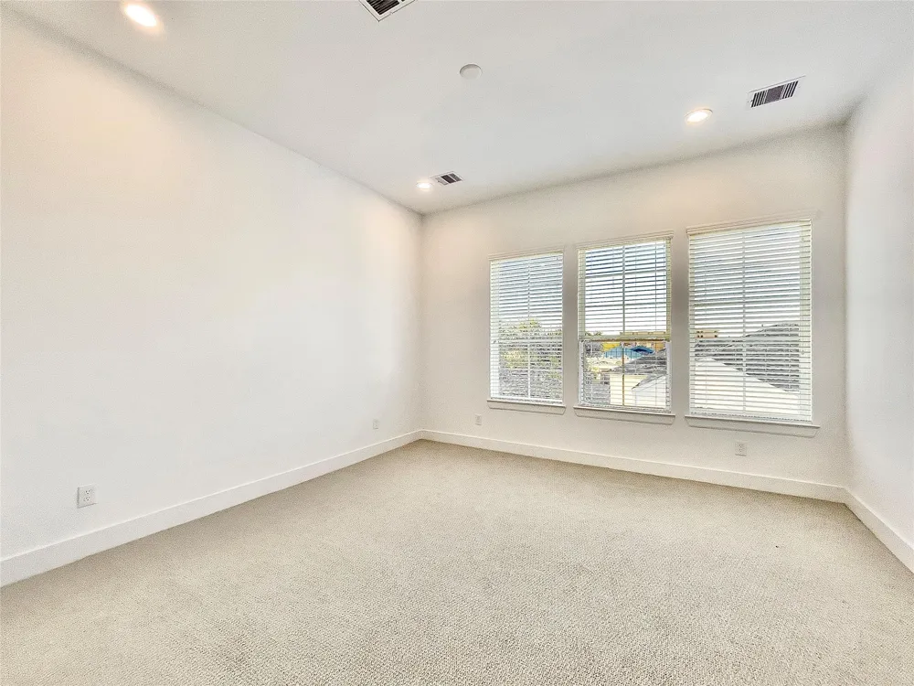 7711 Westside Villas Lane Houston, TX 77055