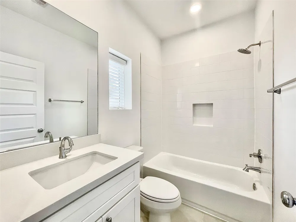 7711 Westside Villas Lane Houston, TX 77055