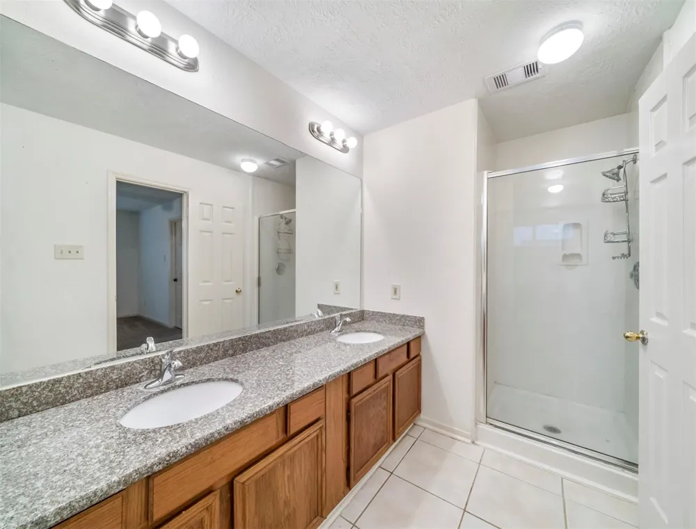 4906 Pleasant Plains Drive Friendswood, TX 77546