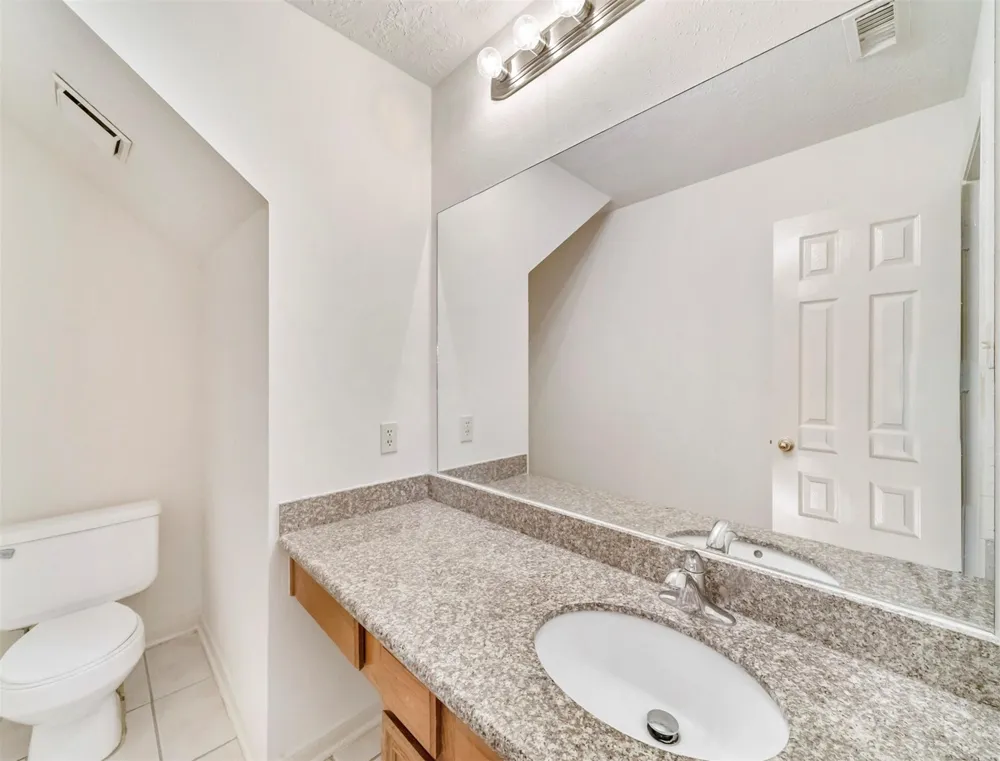 4906 Pleasant Plains Drive Friendswood, TX 77546