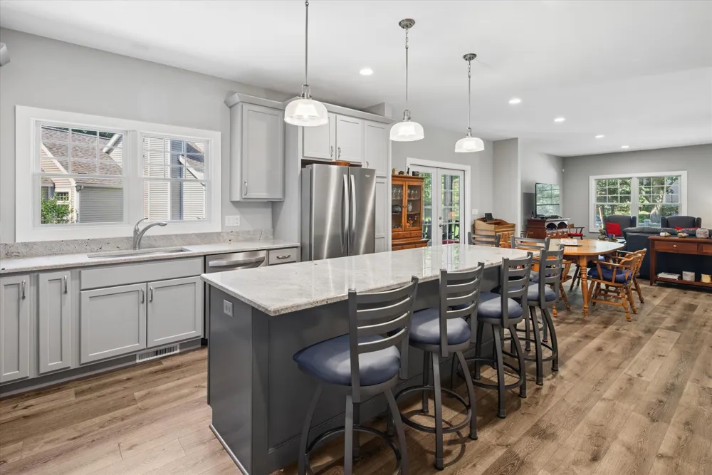 556 Shore Drive #14 South Haven, MI 49090