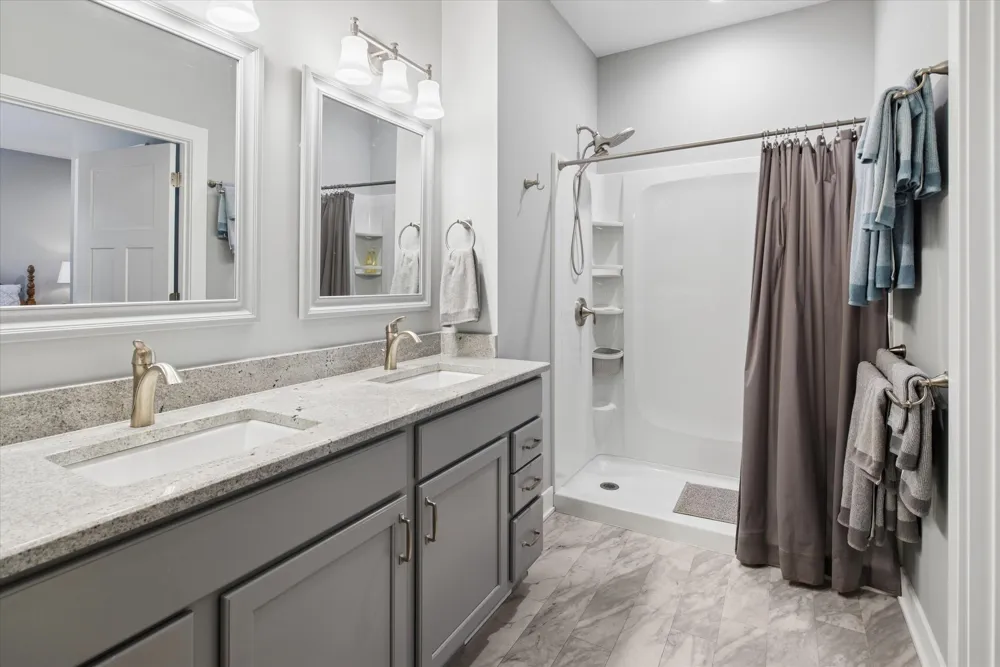 556 Shore Drive #14 South Haven, MI 49090