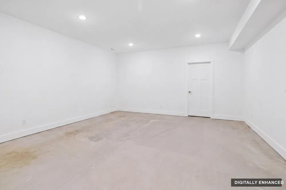 556 Shore Drive #14 South Haven, MI 49090