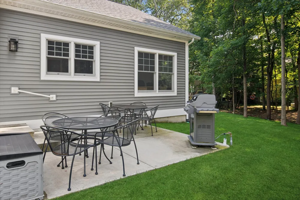 556 Shore Drive #14 South Haven, MI 49090