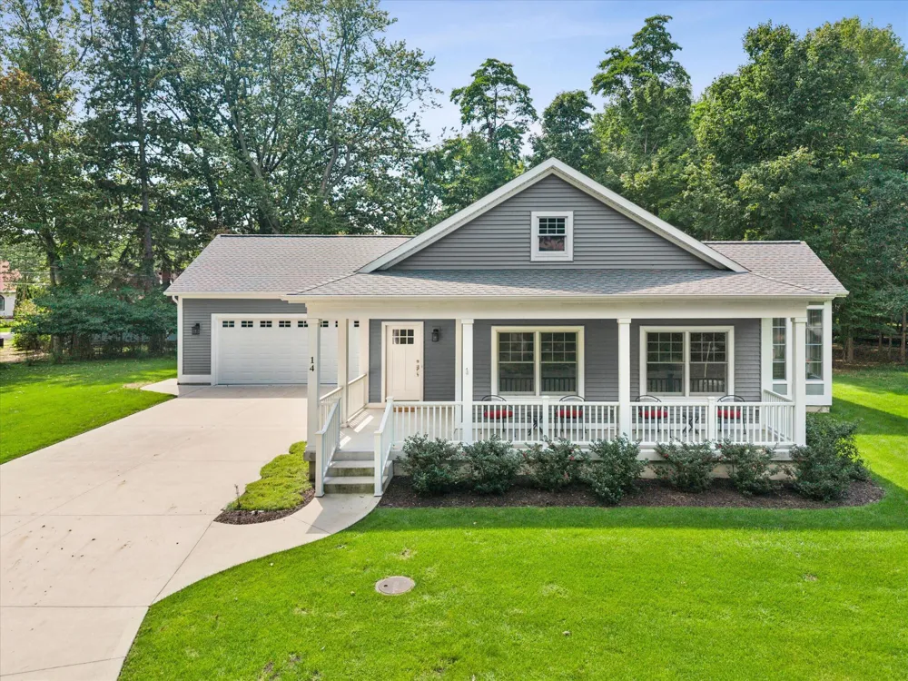 556 Shore Drive #14 South Haven, MI 49090
