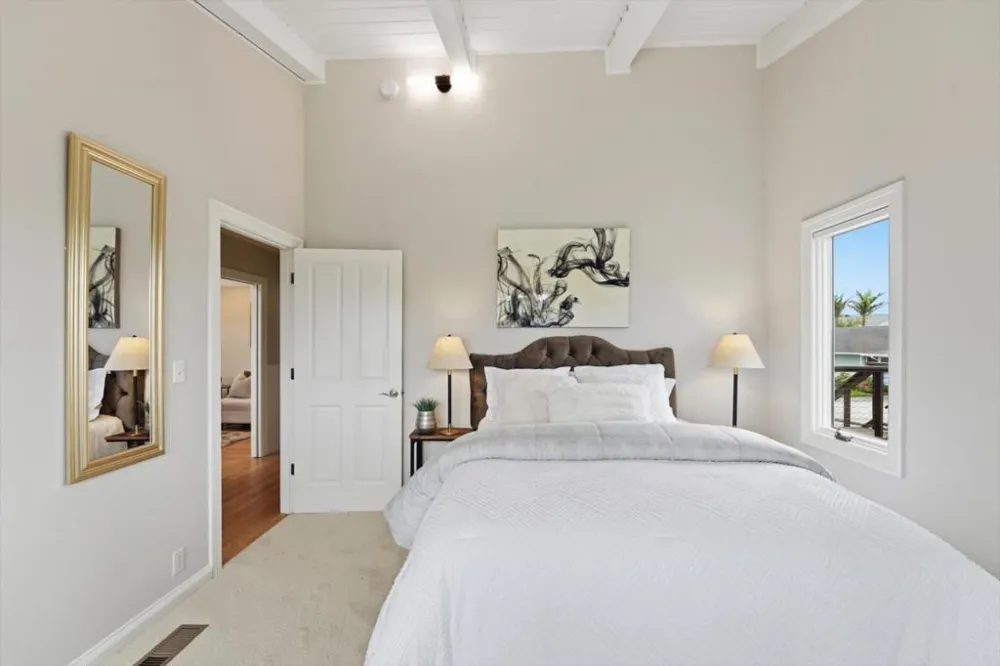 705 Alsace Loraine Avenue Half Moon Bay, CA 94019