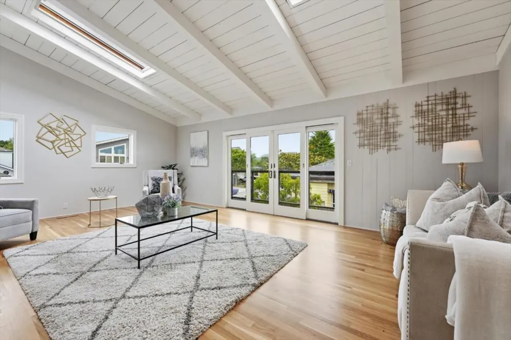 705 Alsace Loraine Avenue Half Moon Bay, CA 94019