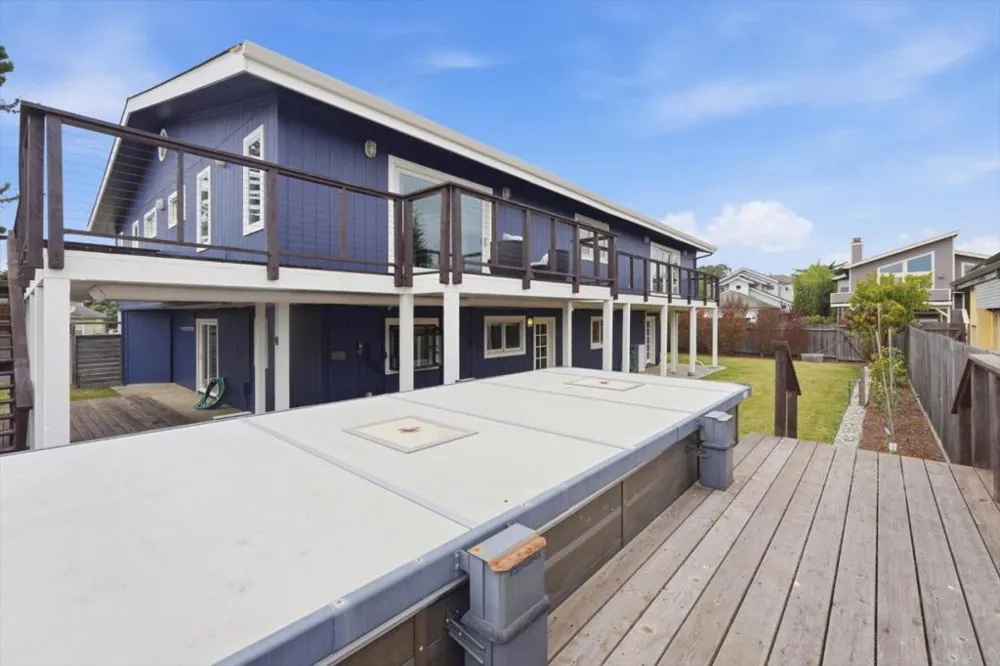 705 Alsace Loraine Avenue Half Moon Bay, CA 94019