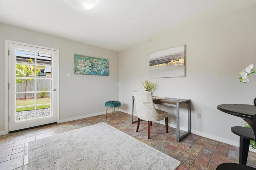 705 Alsace Loraine Avenue Half Moon Bay, CA 94019