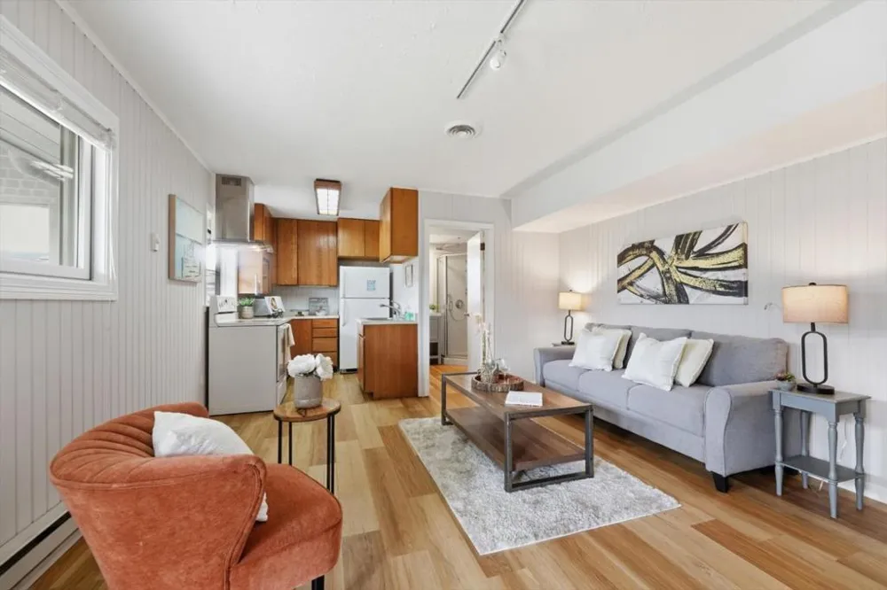 705 Alsace Loraine Avenue Half Moon Bay, CA 94019