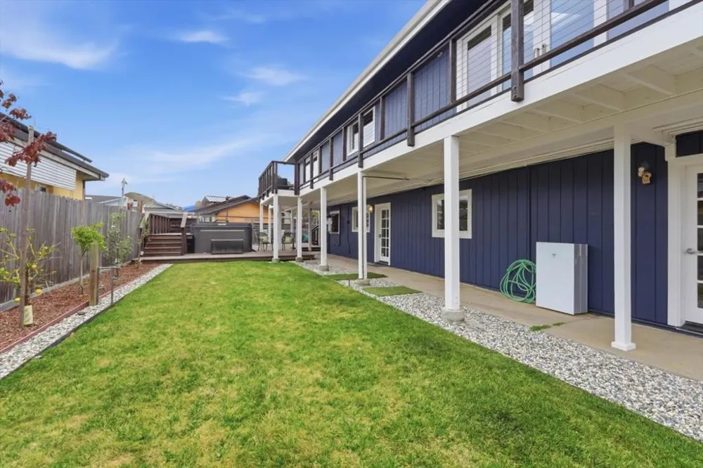 705 Alsace Loraine Avenue Half Moon Bay, CA 94019