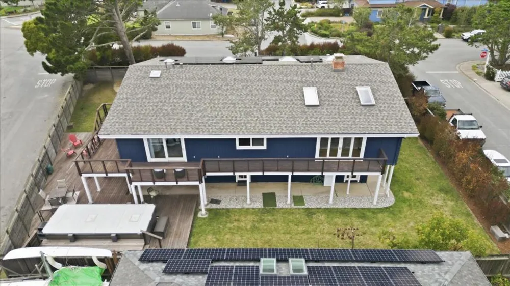 705 Alsace Loraine Avenue Half Moon Bay, CA 94019