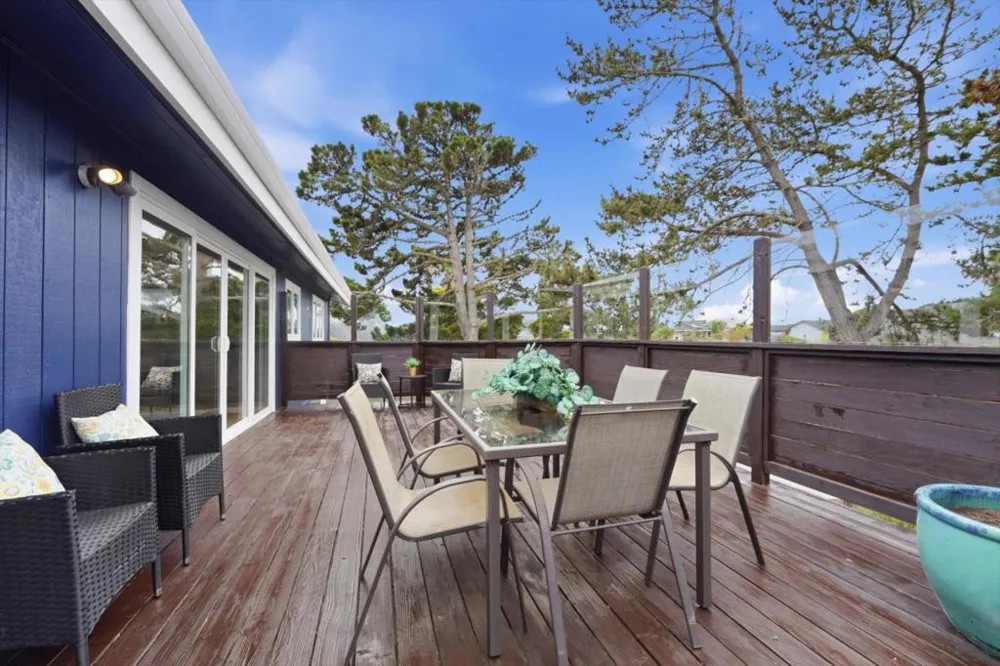705 Alsace Loraine Avenue Half Moon Bay, CA 94019