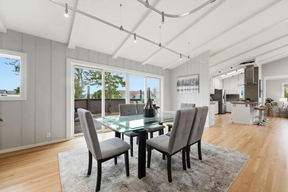 705 Alsace Loraine Avenue Half Moon Bay, CA 94019