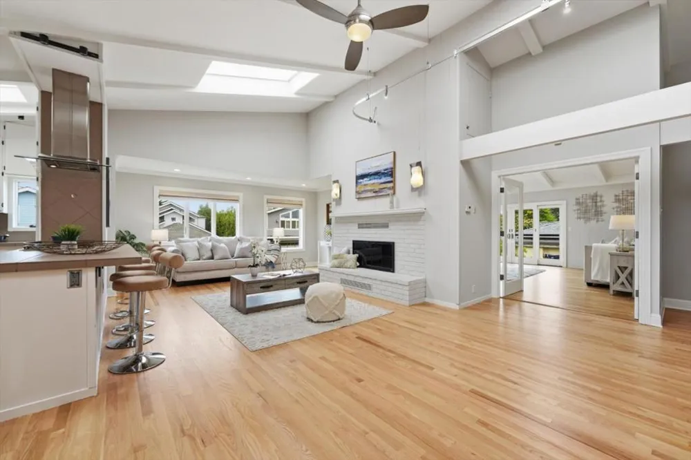 705 Alsace Loraine Avenue Half Moon Bay, CA 94019