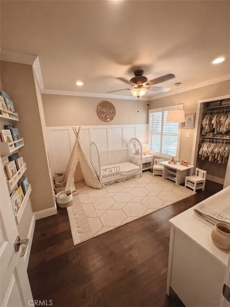 14542 Berg Street Sylmar, CA 91342