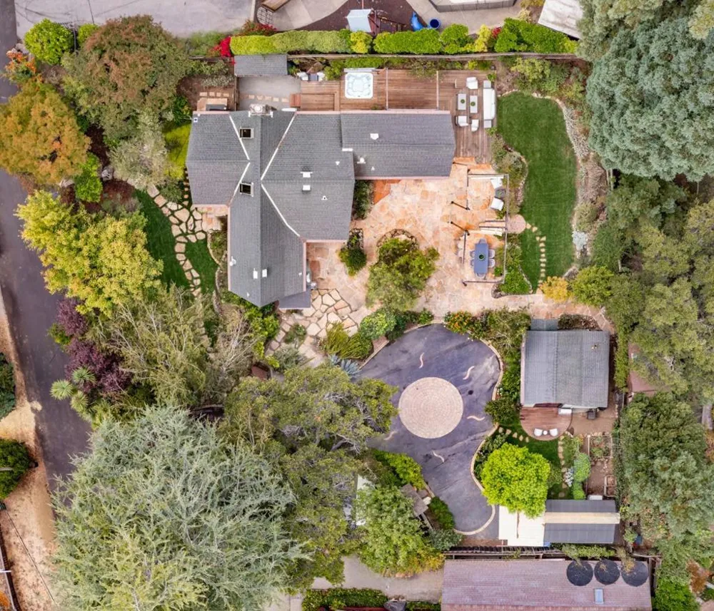 232 Highland Terrace Woodside, CA 94062