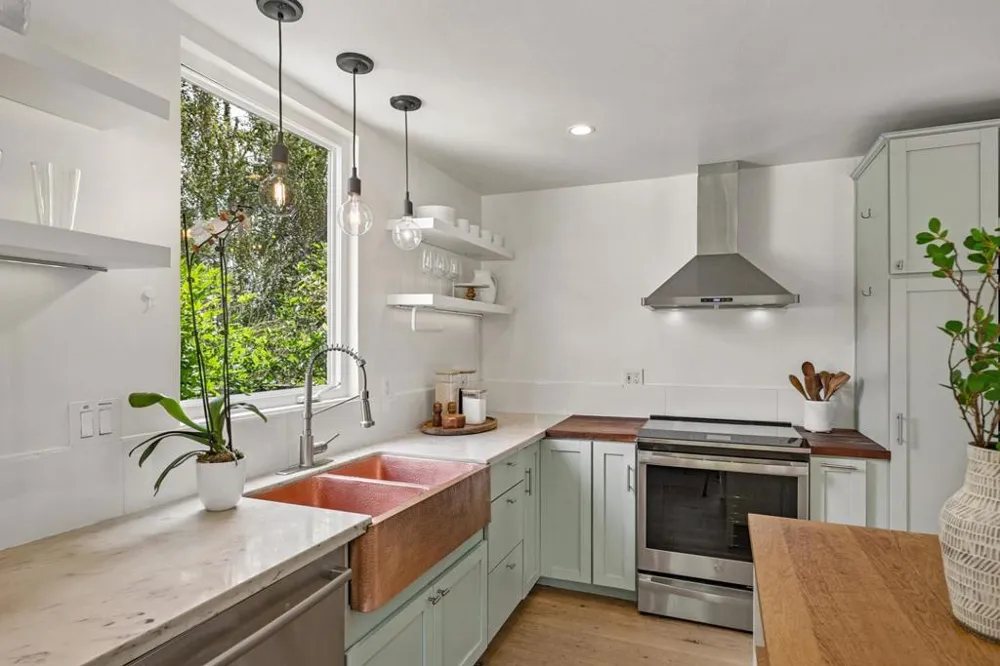 232 Highland Terrace Woodside, CA 94062