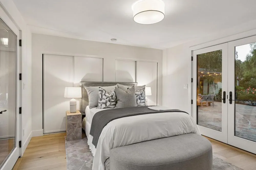 232 Highland Terrace Woodside, CA 94062