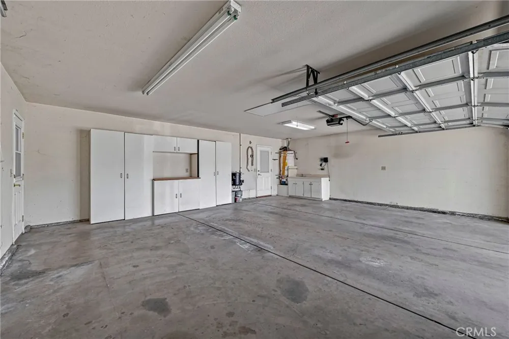 1174 Granite Court Merced, CA 95340