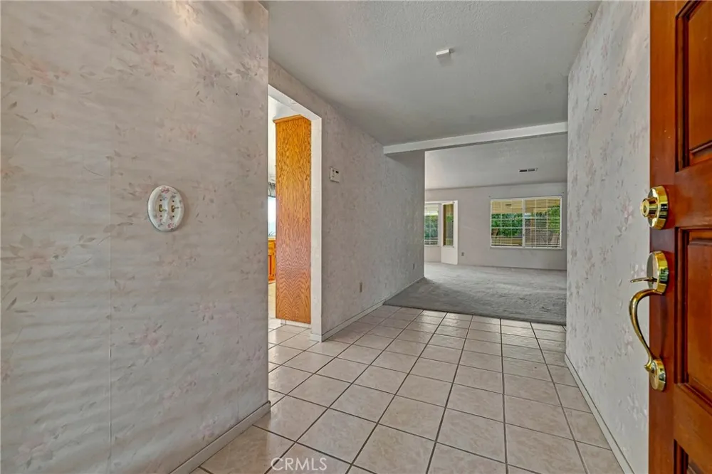 1174 Granite Court Merced, CA 95340