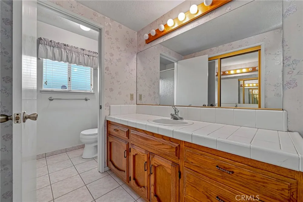 1174 Granite Court Merced, CA 95340