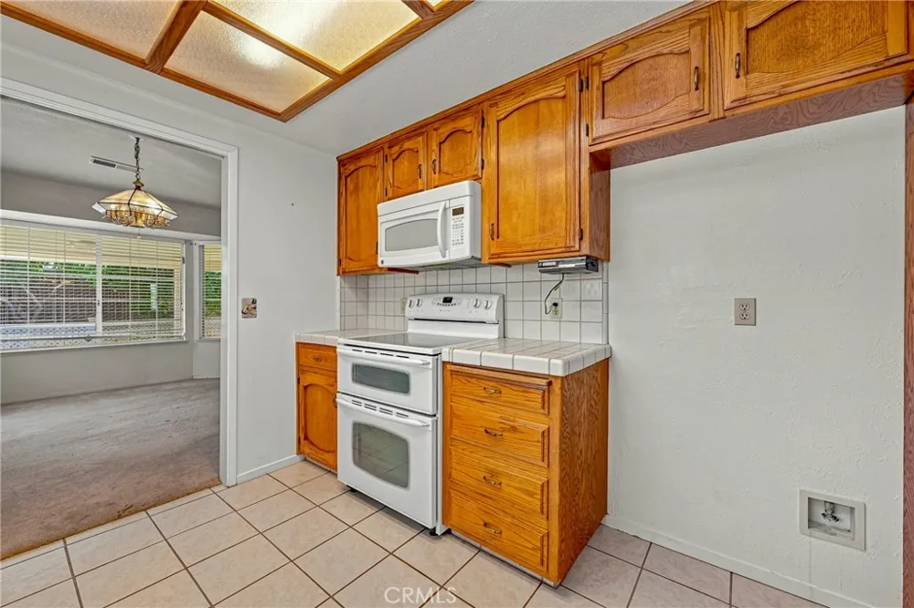 1174 Granite Court Merced, CA 95340