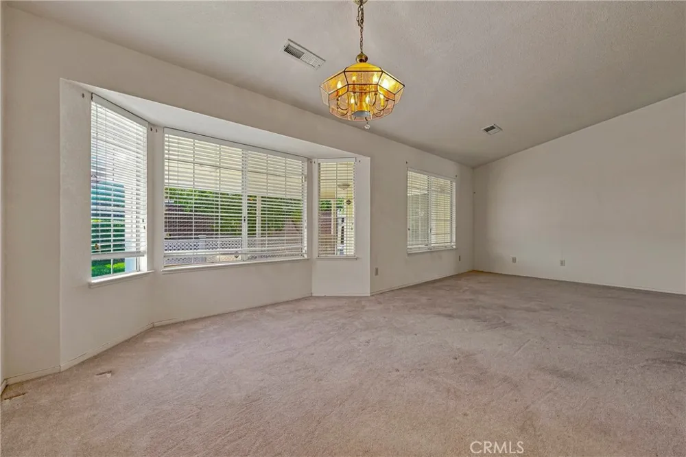 1174 Granite Court Merced, CA 95340