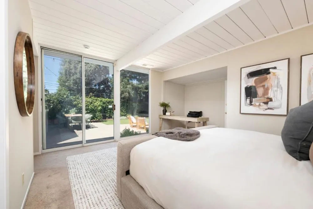 1199 Lyons Street Redwood City, CA 94061
