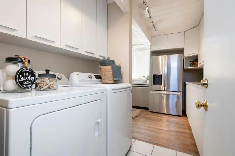 1199 Lyons Street Redwood City, CA 94061